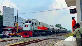 TOP KOMPILATION 10  in 1 High SPEED and SUPER Fast Train Videos |Diesel Trains | Indonesian Railways