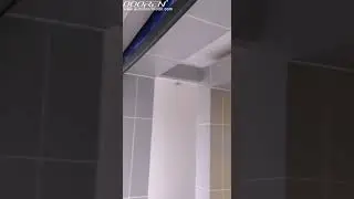 Self reparing rapid rolling door