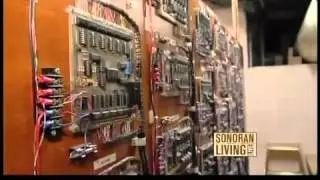 Organ Stop Pizza touts 85 year old wonder