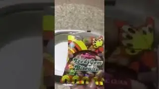 The Best Iced Gem biscuits #shortvideo #satisfying #viral #asmr #asmrsounds #sweet #youtubeshorts #