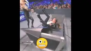 Charlotte Flair Powerbomb Ronda Through the Table: Smackdown
