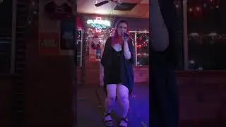 Smoking out the Window - Bruno Mars cover by Melissa Redwood