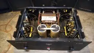 Cerwin Vega A-1800 power amplifier