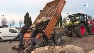 Nîmes : les agriculteurs dénoncent la hausse des prix du carburants et matières premières premières