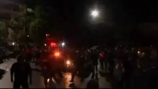 Thai troops open fire, move in on 