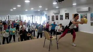 Circuito pelotas y mancuernas.Tâbata.