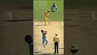Kapil Dev to Kepler Wessels 🏏#cricket #australia #indvsaus #kapildev #bowling