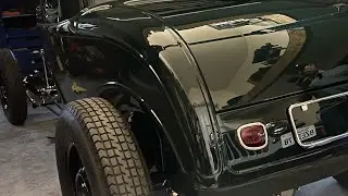 Hot Rod - Twin Plug Flathead 1932 Ford Coupe