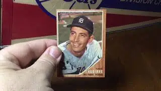 Video #265 &mdash; Hitting the Local Card Shop the Tenth Inning in Hampton VA, Getting Some 1962 Vintage!