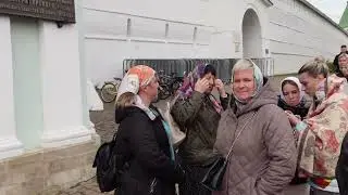 Visiting Trinity-Sergius Lavra in Russia (Посещение Троице-Сергиевой Лавры) - Part 1 / Часть 1
