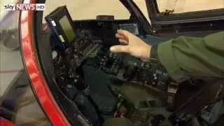 Red Arrows: Could You Fly The Hawk T1?