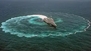 US $500 Million Littoral Combat Ship Performs High-Speed Maneuver in the Middle of the Pacific Ocean
