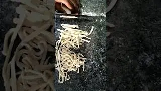 Yummy Yummy 😋 🍜🍝️ Noodles #recipes #ummyyummy #deleciousfood #disneycafe