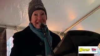 Mayor Greenlaw and Clay Murray speak at Coldest Night of the Year Walk