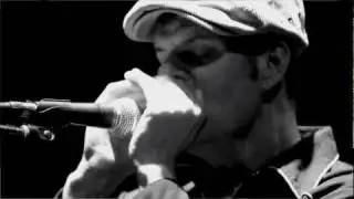 British Bluesman Tom Walbank is the Harmonica Guru in Tucson