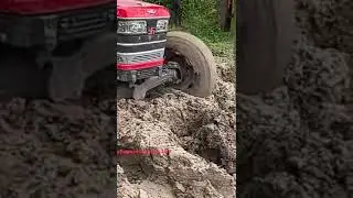 mahindra arjun tractor stunt 4x4 in mud 🚜🚜🚜 💪💪💪 // asik hu me dil dar ho ❤❤❤❤