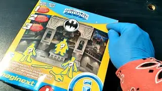 DC Imaginext! Pop-Up Playset!