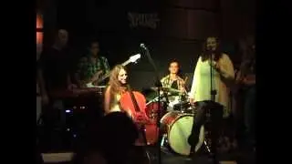 Trem das onze!!! Show no Mike&acute;s Place