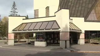 Drive-thru voting comes to Thunder Bay for first time