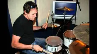 RAMONESFOREVER: RICHIE RAMONE PLAYING DRUMS 2011-10-01