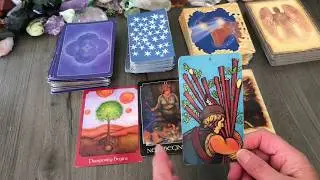 Taurus September 2019 Tarot  TWIN LOVE NEW BEGINNING