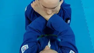 Judo - kata-juji-jime - połowiczne duszenie krzyżowe (Judopedia)