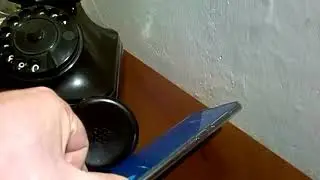 TELEFONO ANNI 70 vs SMARTPHONE