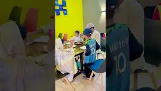 1M like hone pr bacho ko pizza party #trending #funny #unfrez #pizza#viralvideo #food #emotional