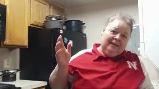 A preparar un delicioso pollo sudado 
