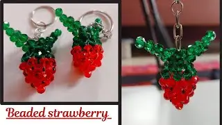 How to make beaded strawberry/मोत्याचे स्ट्रॉबेरी किचेन/ beaded keychain #strawberry #pankhbeadsart