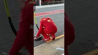 Jock Clear: 🤔 #f1 #formula1 #formule1 #formel1 #scuderiaferrari #ferrari