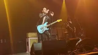 CHARLIE EDWARD - Bad Looks Good - LIVE 