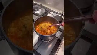 Have you tried making Tomato ramen before!?
