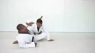 Tired of tapping out? Learn a few BJJ escapes for beginners