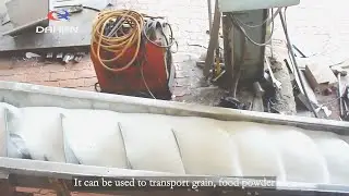 Inclined screw conveyor for conveying salt