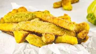 Zucchini Fries Keto Recipe - Low-Carb Crunchy Finger Food, Snacks or Side Dish (Oven Bake)