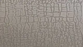 Metal crocodile effect