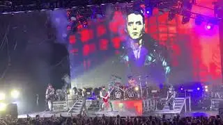 Black Veil Brides - In the End (2022-11-23, Hulu Theater at Madison Square Garden) [4K HDR]