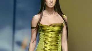 Versace Fall Winter 2003 Paris Haute Couture Week - Full Show