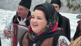 ÎN CĂUTAREA MAGIEI DE SĂRBĂTORI