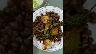 Lala jee Fry Chanay 👌👌Special Fry Chanay and chicken Daleem🩷🩷 Fresh Desi Look 😍😍 #food  #streetfood