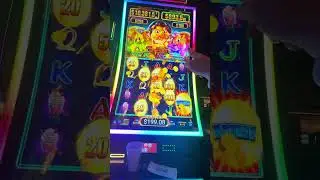Triple pop on Raiken Bacon Oink at Windcreek Wetumpka #slotscasinogames #casino #windcreek 