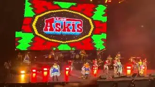 Los Askis 30 Aniversario Intro/ Niña Enamorada/ Ay! El Amor/ El Rey De La Cumbia