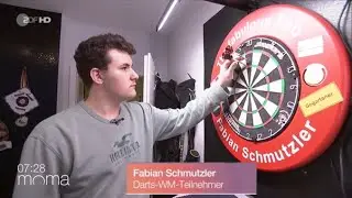 16-J&auml;hriger Frankfurter Fabian Schmutzler (The fabulous Fab) vor seiner ersten Darts-WM