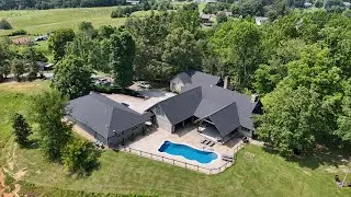 Sevierville, TN 37876 - 3 beds 4 baths 5,900 sq ft - 13.38 Acres Lot