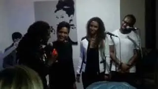 Show Case 