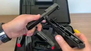 Beretta APX desmontando o ferrolho - Bizu.