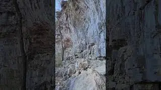 Hiking Down An Ozark Mountain In Winter #hiking #crunchingsounds #trekking #nature #shorts #asmr