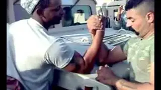 Iraqi special forces vs US soldier armwrestling