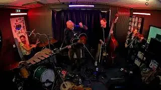 Le Rencard : Le Skeleton Band
